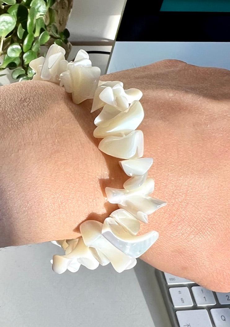 Mother of Pearl Chip Crystal Healing Stretch Bracelets