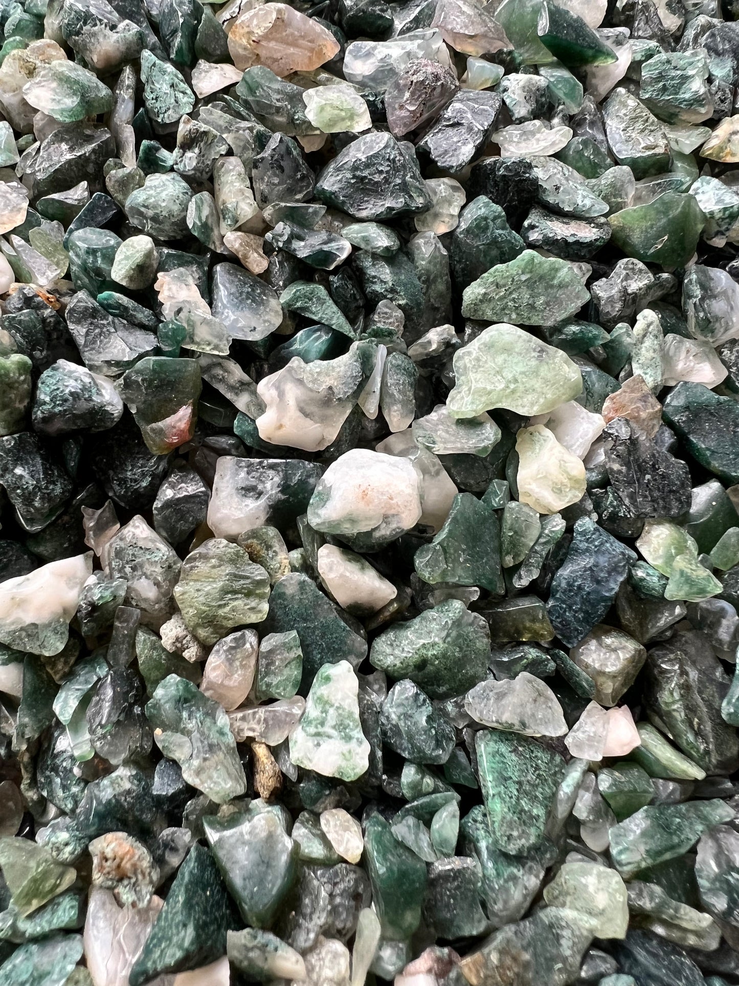 Moss Agate Natural Undrilled Crystal Craft Chips
