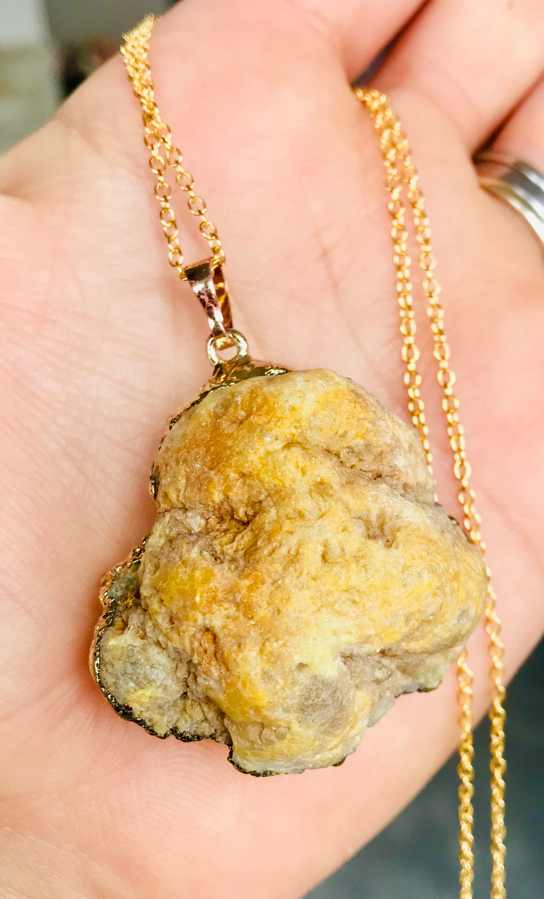 Druzy Crystal Healing Quartz Geode Pendant Necklace - Yellow - Crystal Boutique.co.uk