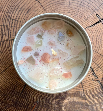 Crystal-Topped Soy Candle in Tin — Choose Your Scent - Crystal Boutique.co.uk