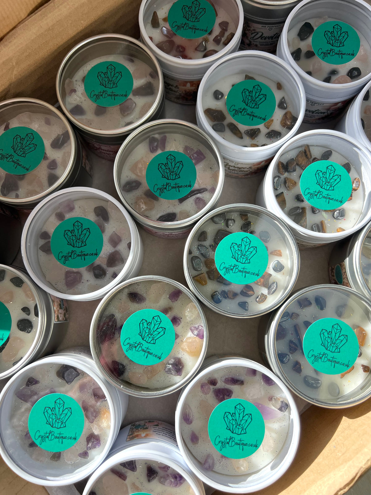 Crystal-Topped Soy Candle in Tin — Choose Your Scent - Crystal Boutique.co.uk