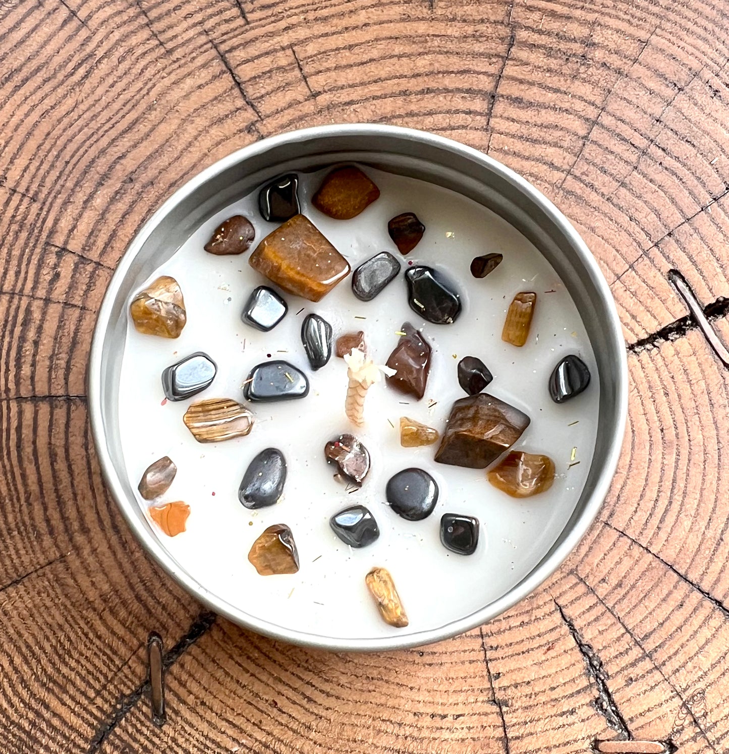 Crystal-Topped Soy Candle in Tin — Choose Your Scent - Crystal Boutique.co.uk