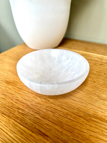 Selenite (Satin Spar) Cleansing Bowls - Crystalboutique.co.uk