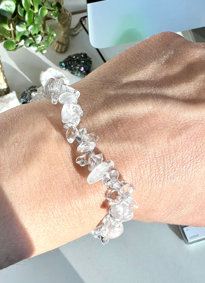 Clear Quartz Crystal Chip Bracelet 