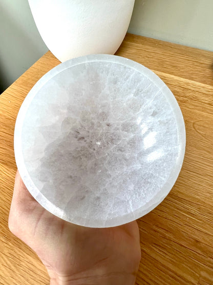 Selenite (Satin Spar) Cleansing Bowls - Crystalboutique.co.uk