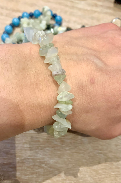 Jade Crystal Chip Crystal Healing Bracelets - Crystal Boutique.co.uk