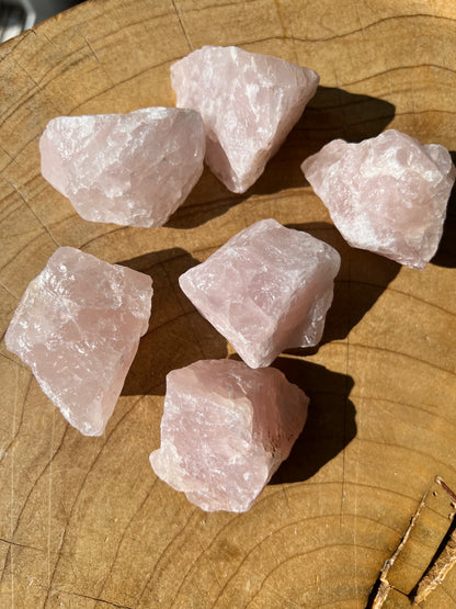 Rose Quartz Rough Crystal - Crystalboutique.co.uk