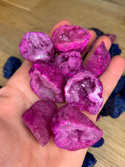 Quartz Mini Druzy Geode (Dyed)
