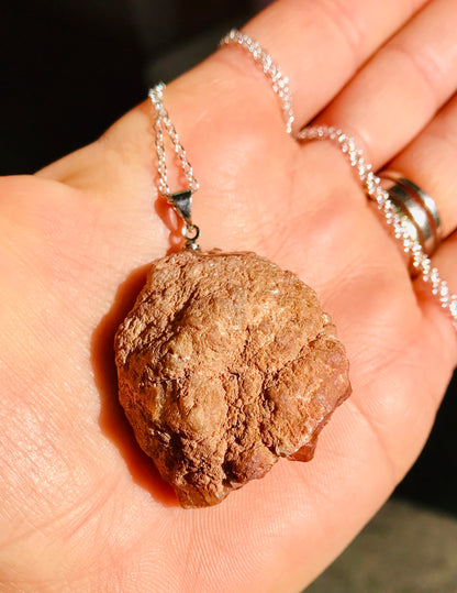 Druzy Crystal Healing Quartz Geode Pendant Necklace - Peach - Crystal Boutique.co.uk 