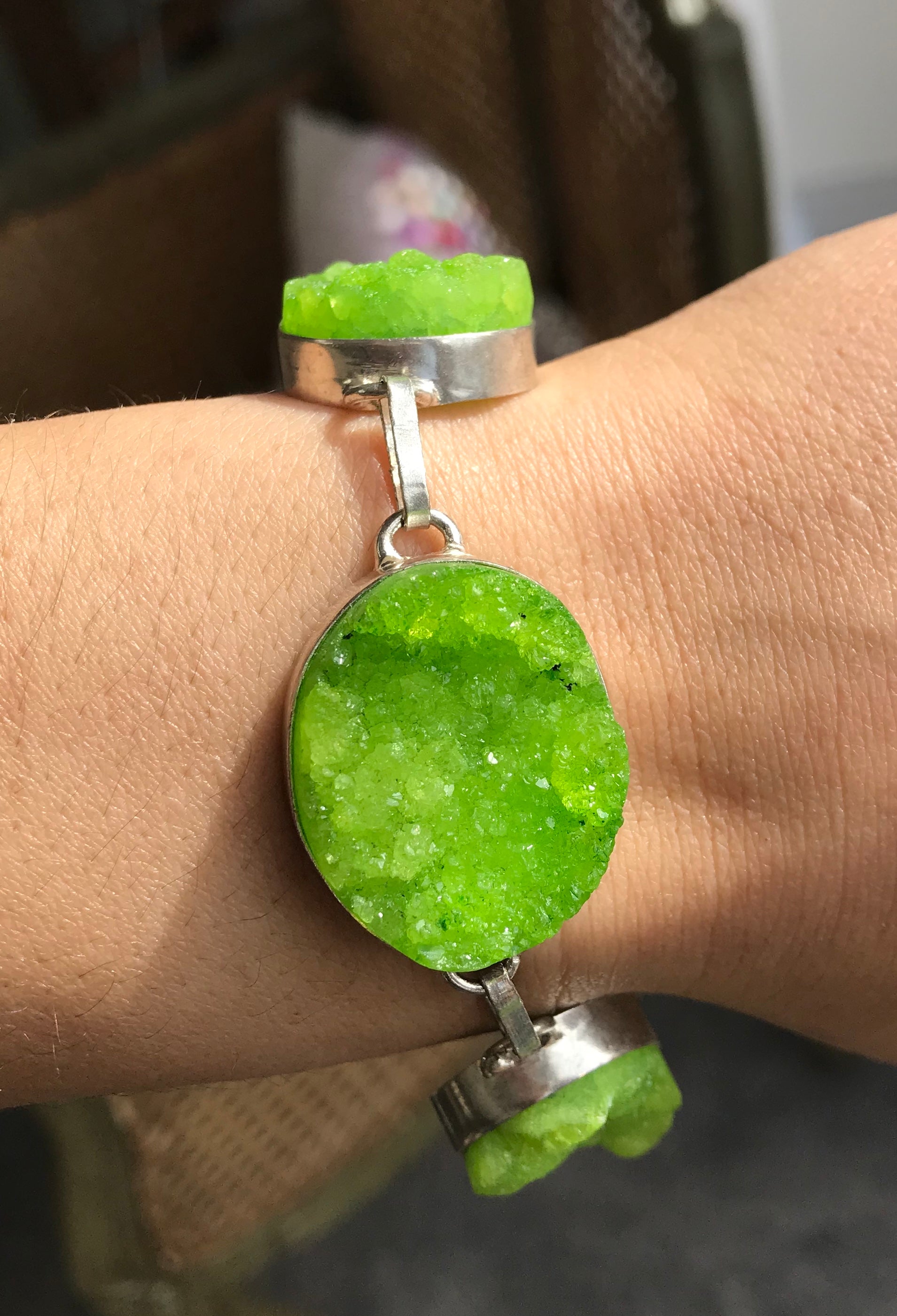 Peridot Crystal Healing T-Bar Bracelet Bright Green - Stress Busting - Crystal Boutique.co.uk 