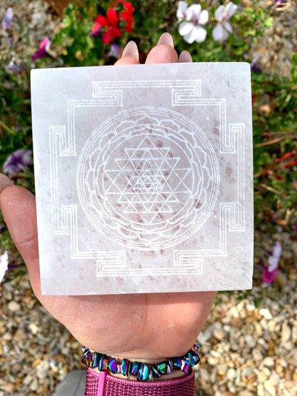 Selenite Satin Spar Etched Charging Plate Square