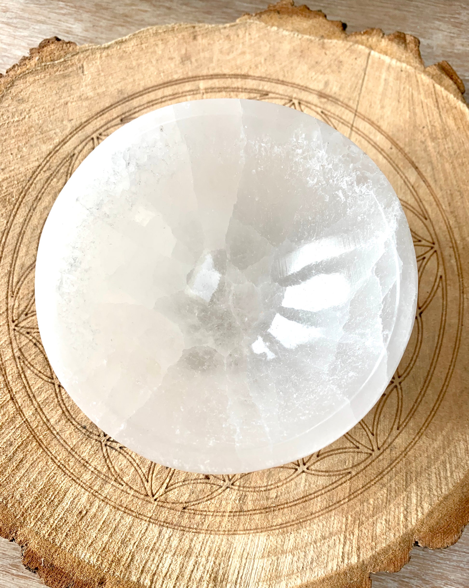 Selenite (Satin Spar) Cleansing Bowls - Crystalboutique.co.uk