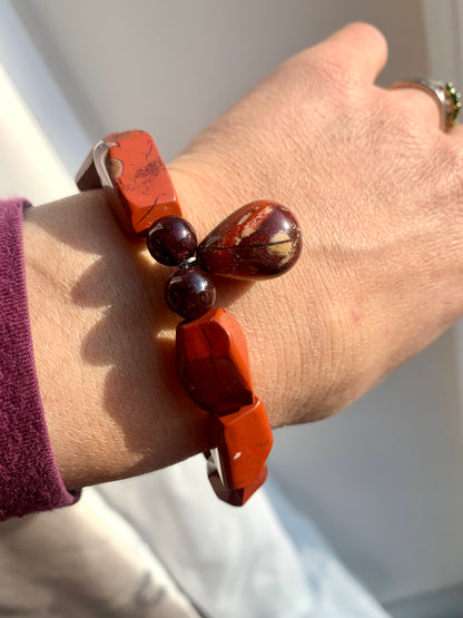 Red Jasper & Garnet Pendant Crystal Stretch Stack Bracelet