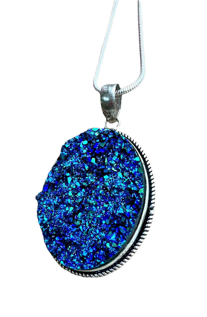 Druzy Crystal Healing Quartz Geode Pendant Necklace - Blue