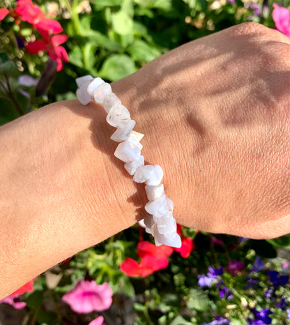 Blue Lace Agate Chip Crystal Healing Stretch Bracelets - Crystal Boutique.co.uk