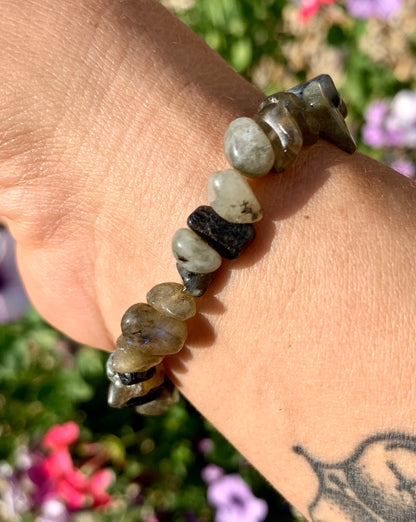 Labradorite Chip Crystal Healing Stretch Bracelets - Crystal Boutique.co.uk