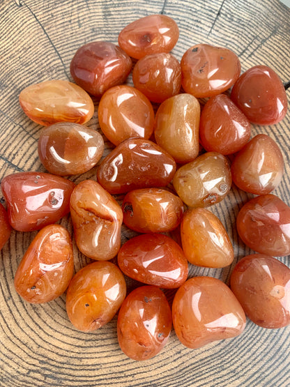 Carnelian 3-4cm Tumblestone
