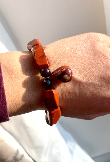Red Jasper & Garnet Pendant Crystal Stretch Stack Bracelet