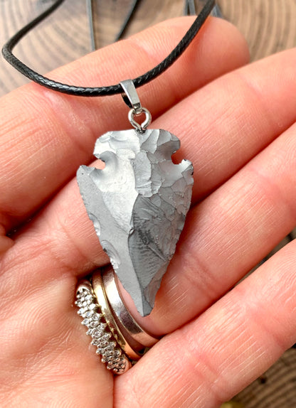 Aura Plated Crystal Arrowhead Quartz Pendant Necklace